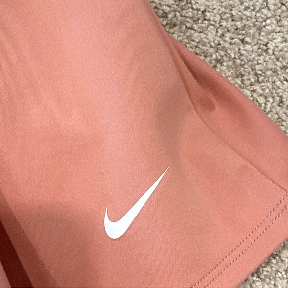 Women’s Nike One Athletic Skirt Skort Pink IH8614-685 - Picture 4 of 8
